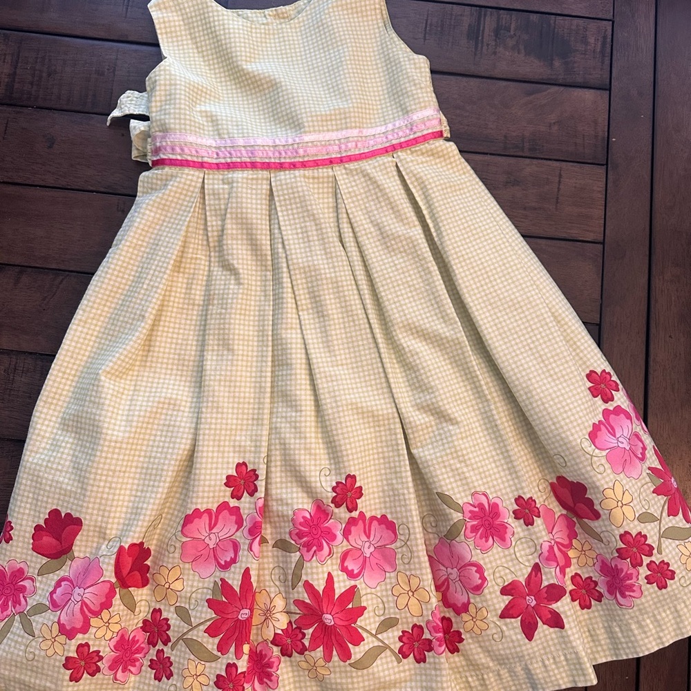 Dress with Pink and Red Floral Design